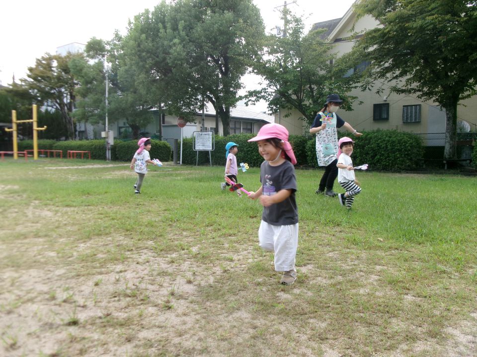 とんぼのめがねで秋さんぽの画像