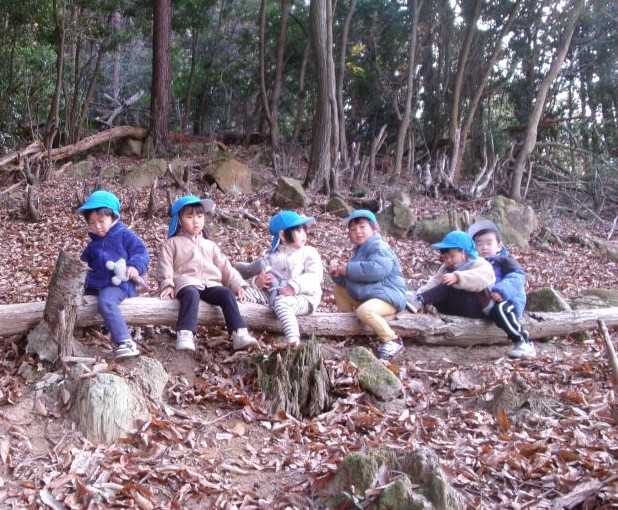 ぽととん森へ出発！②（さくらの杜白木 灯組）の画像