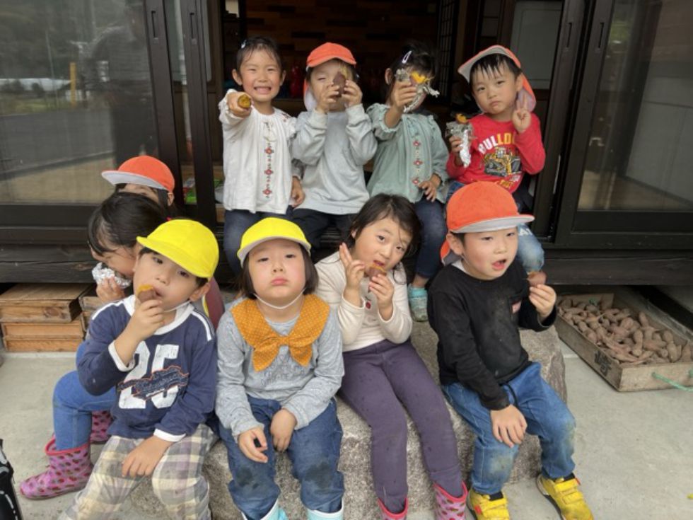 うんとこしょ！どっこいしょ！③（白木 芋掘り　①グループ）の画像